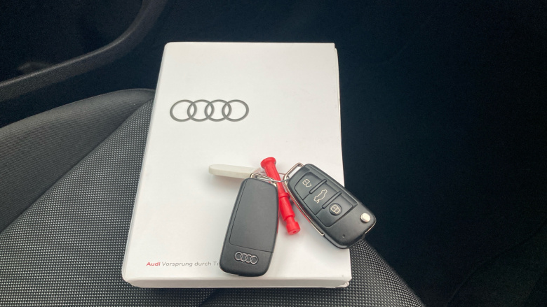 Audi Q2 30 TFSI Technik 5dr Petrol Estate